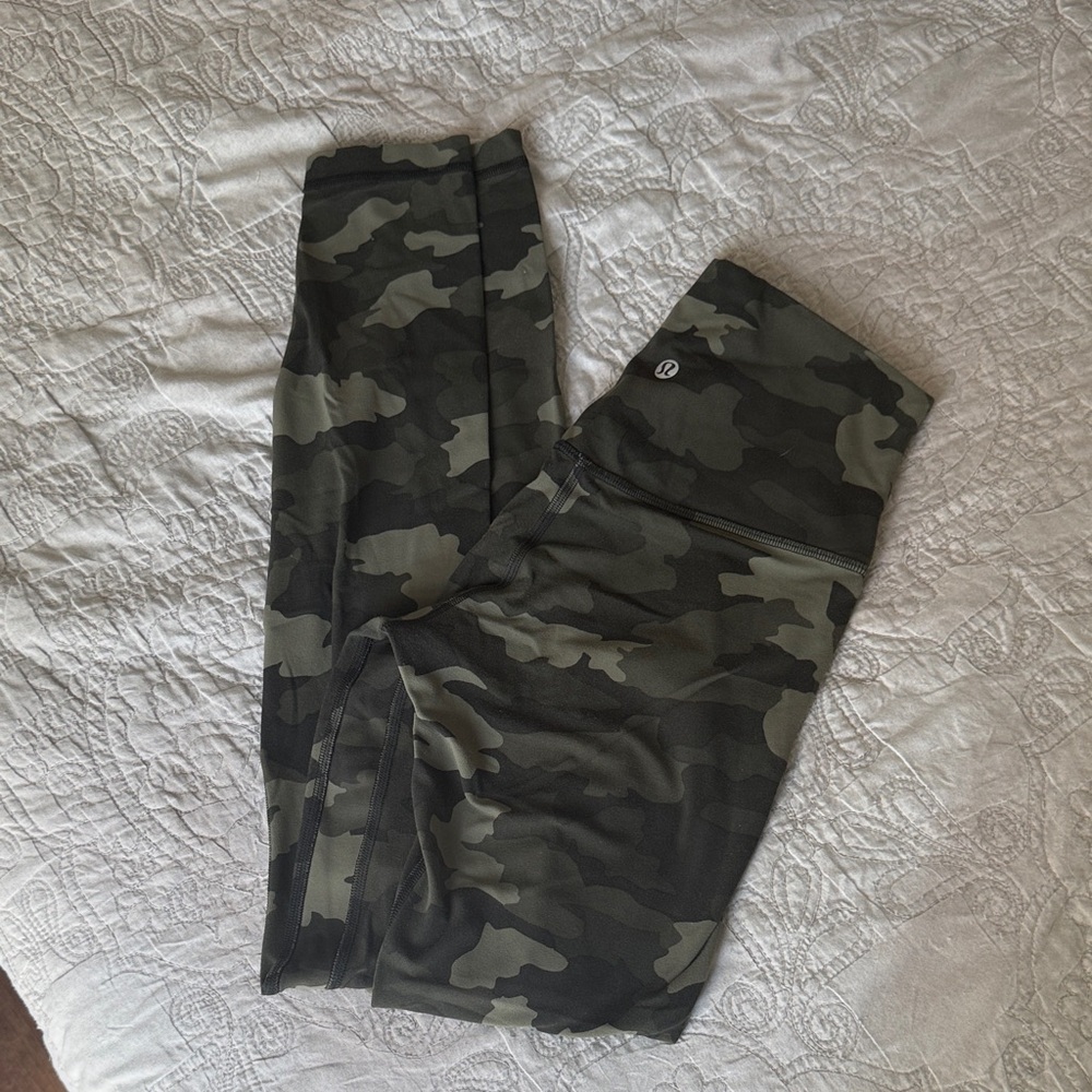 lululemon align 28 inch size 4 leggings camo green